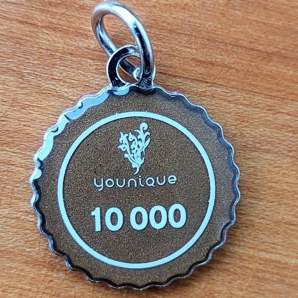 Younique Presenter Charms (4) - Picture 2 of 5